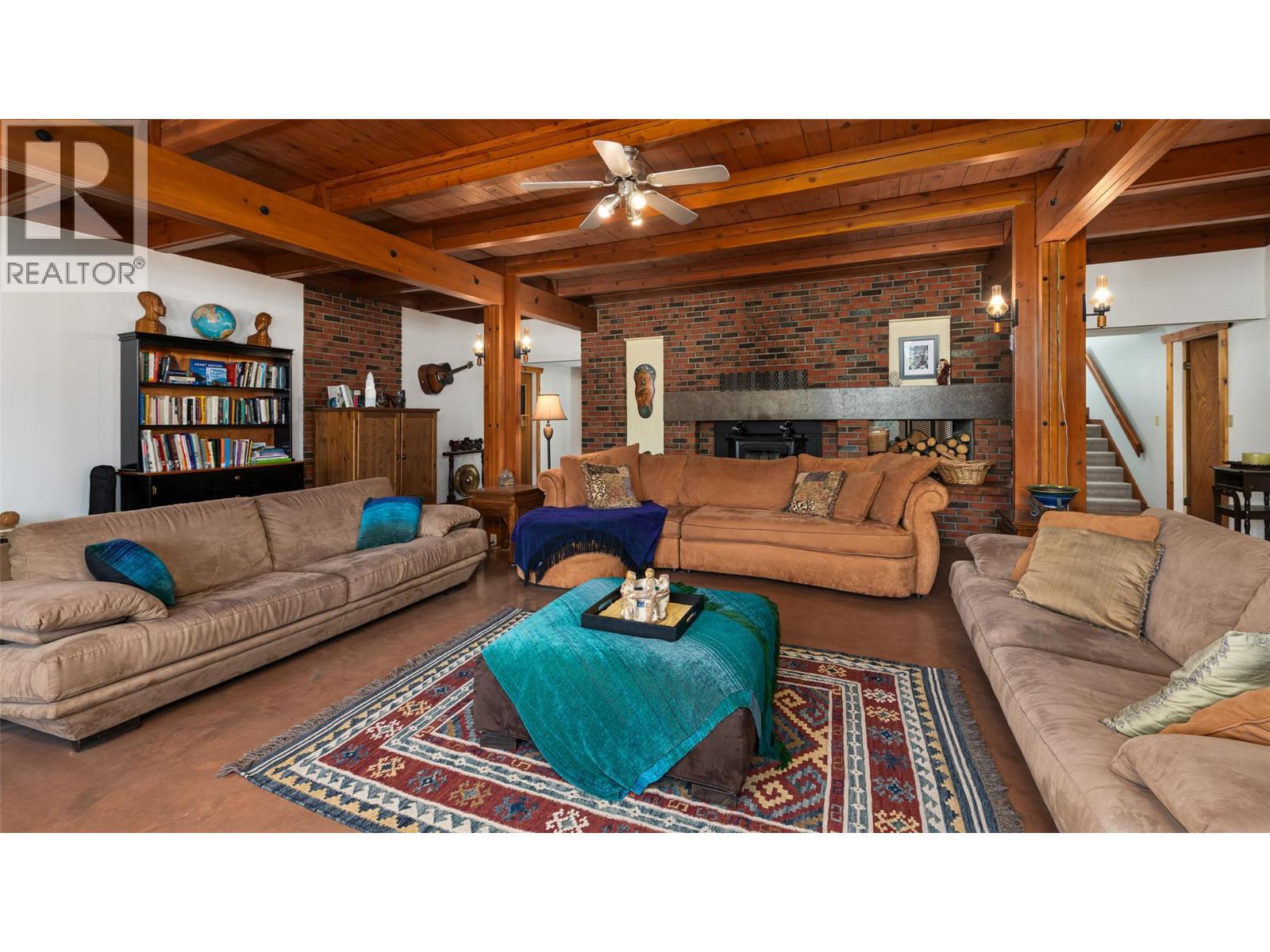 134 RIONDEL ROAD - 22