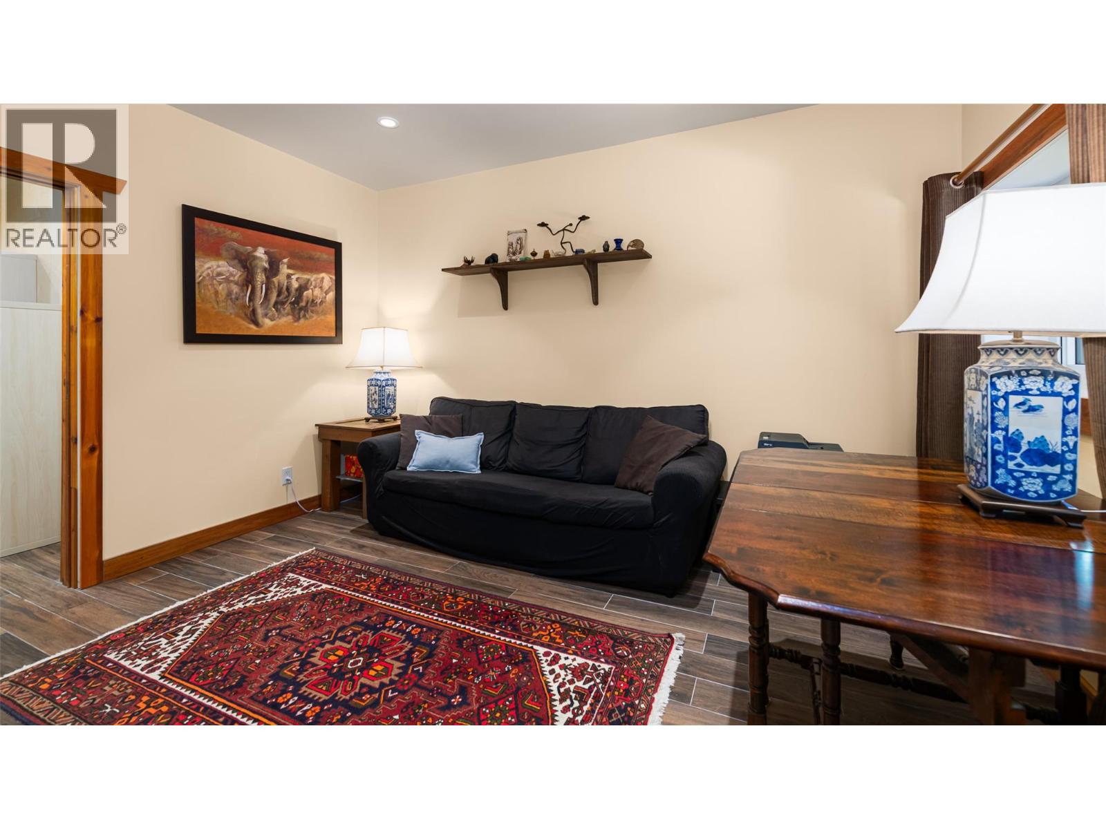 134 RIONDEL ROAD - 26