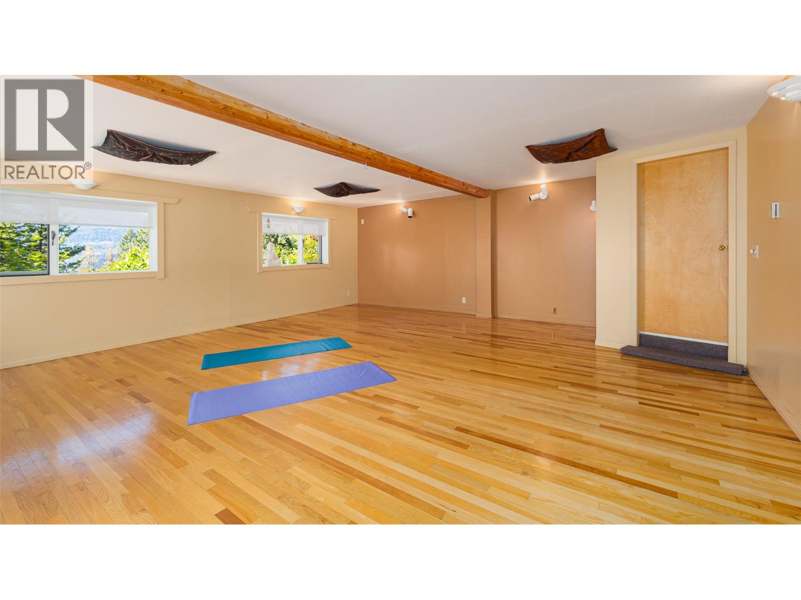 134 RIONDEL ROAD - 47