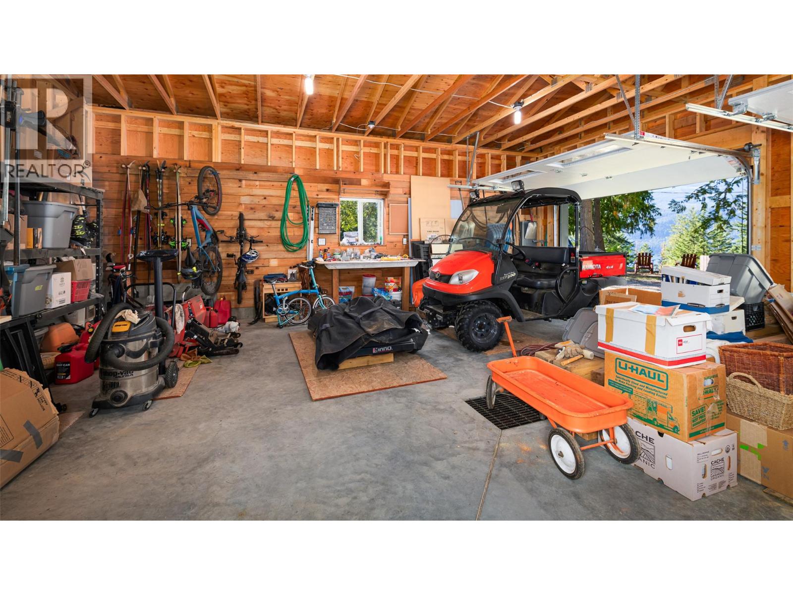 134 RIONDEL ROAD - 75