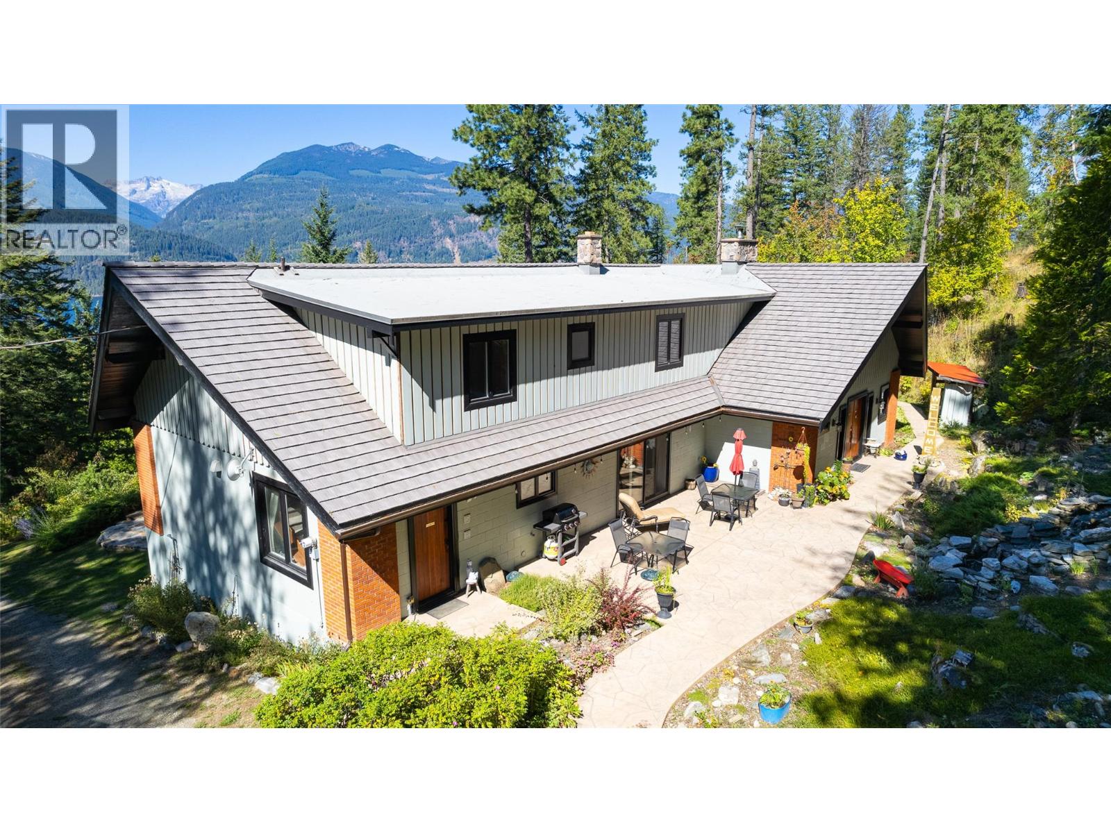 134 RIONDEL ROAD - 60