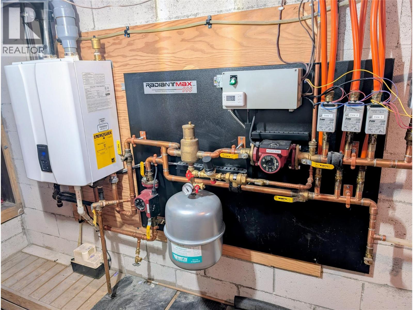 134 RIONDEL ROAD - 89