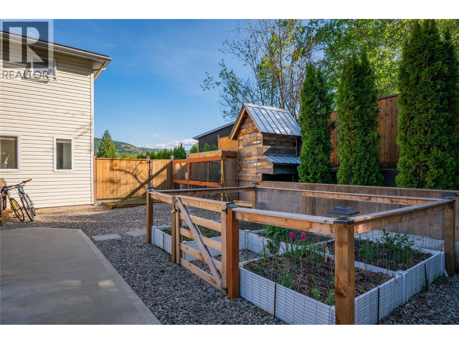 3410 Windsor Place, Castlegar