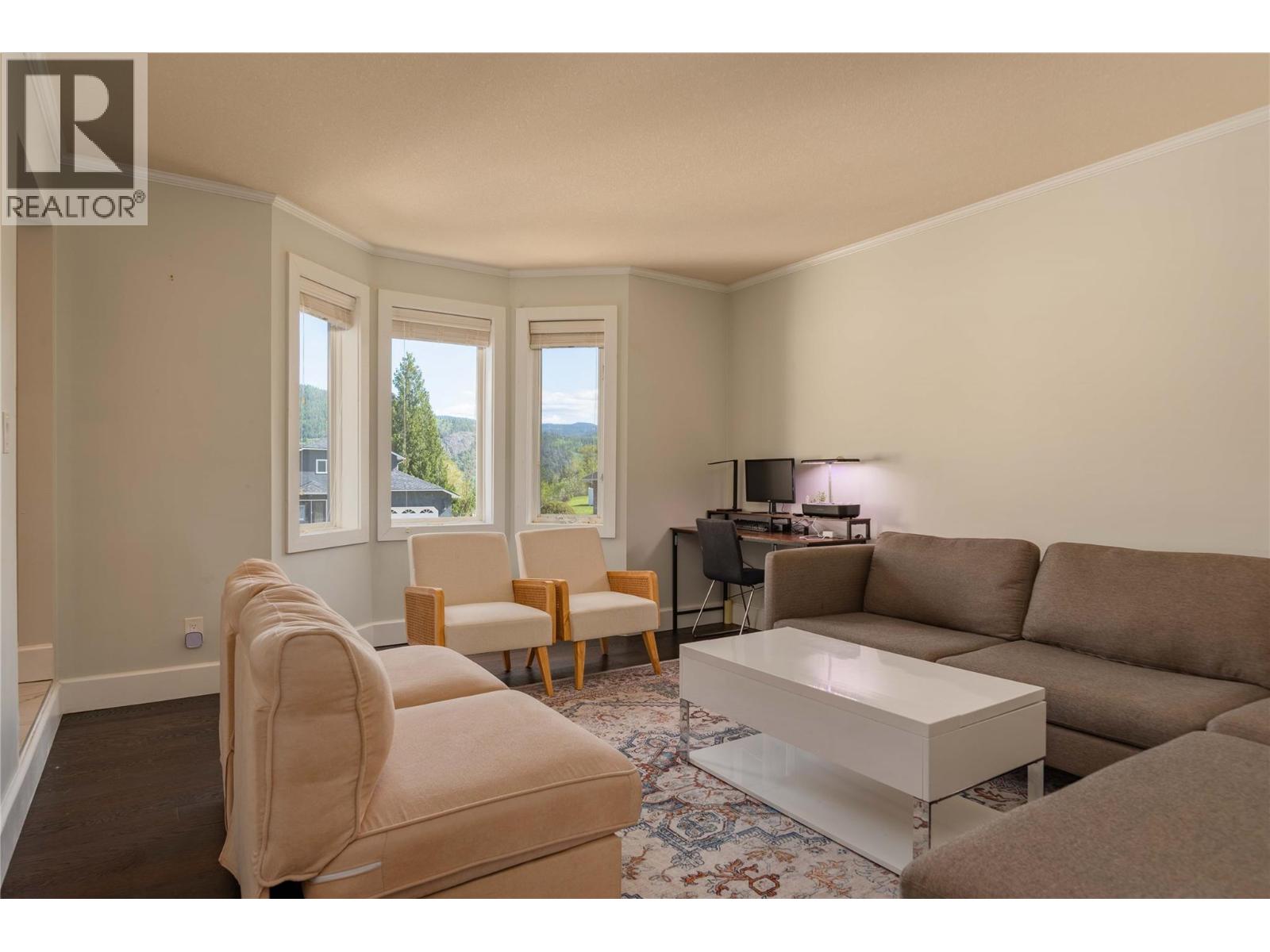 3410 Windsor Place, Castlegar