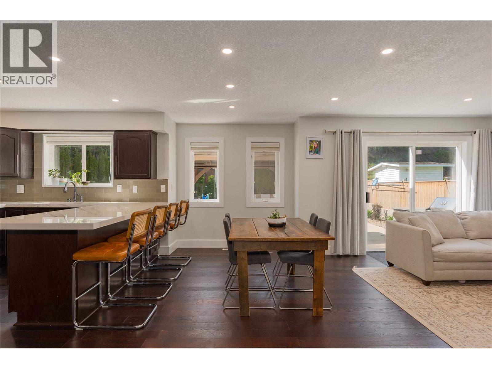 3410 Windsor Place, Castlegar