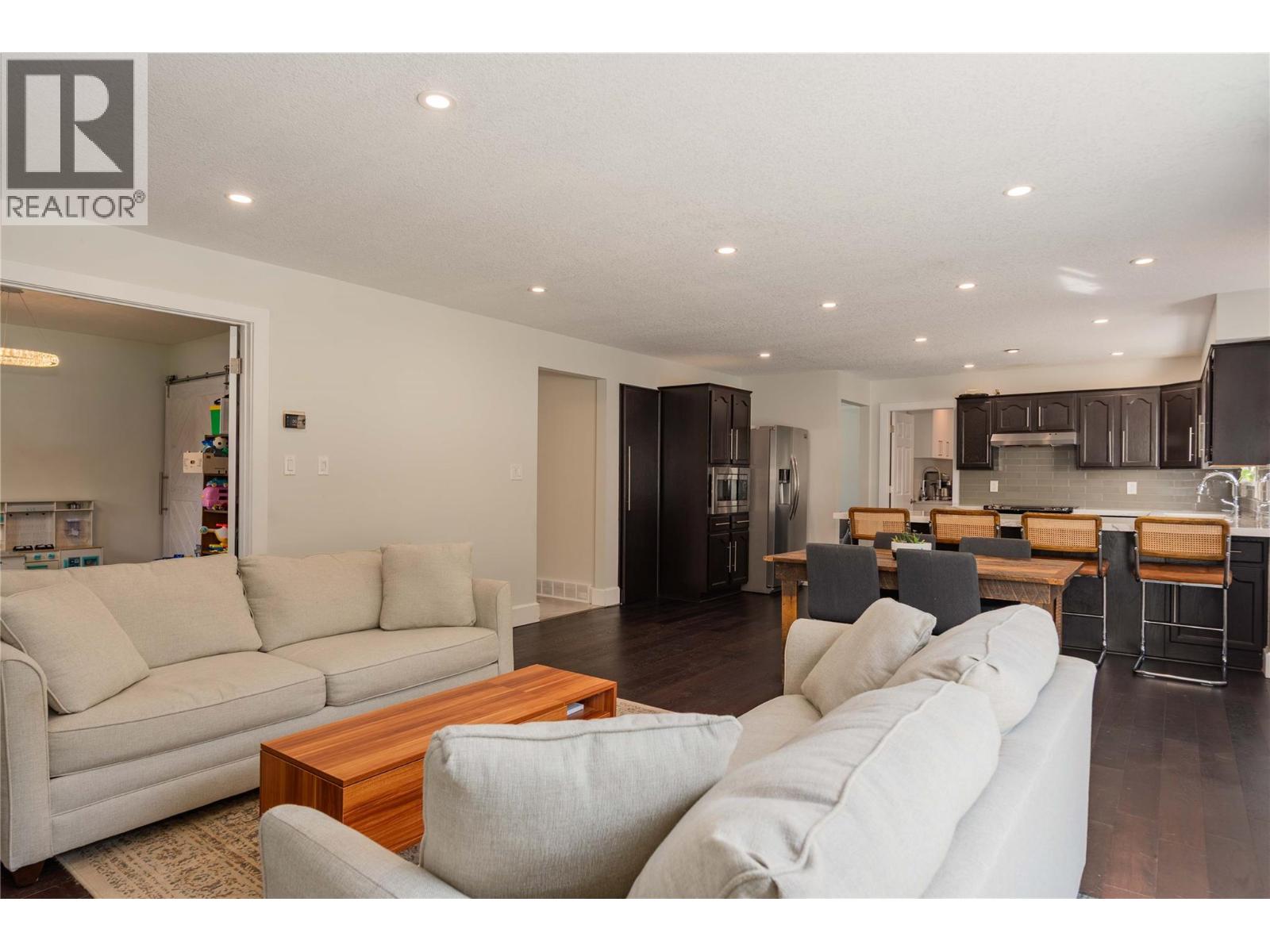 3410 Windsor Place, Castlegar