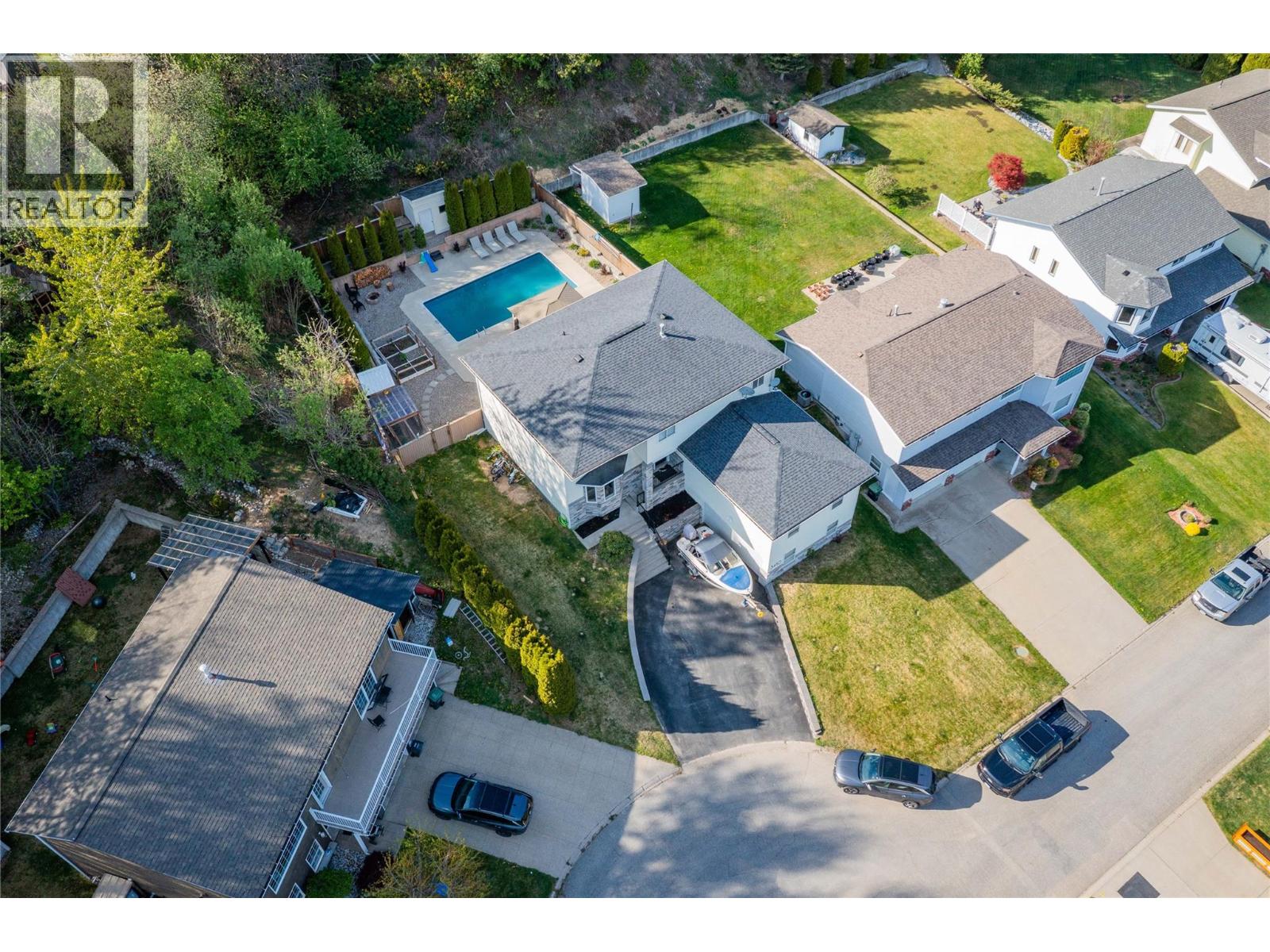 3410 Windsor Place, Castlegar