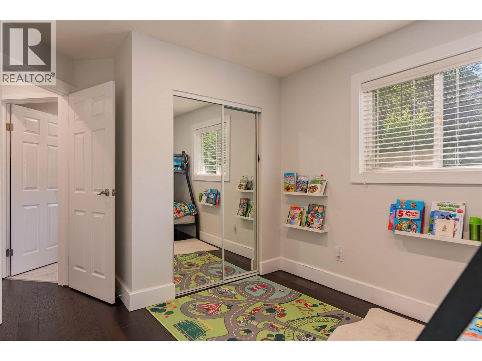 3410 Windsor Place, Castlegar