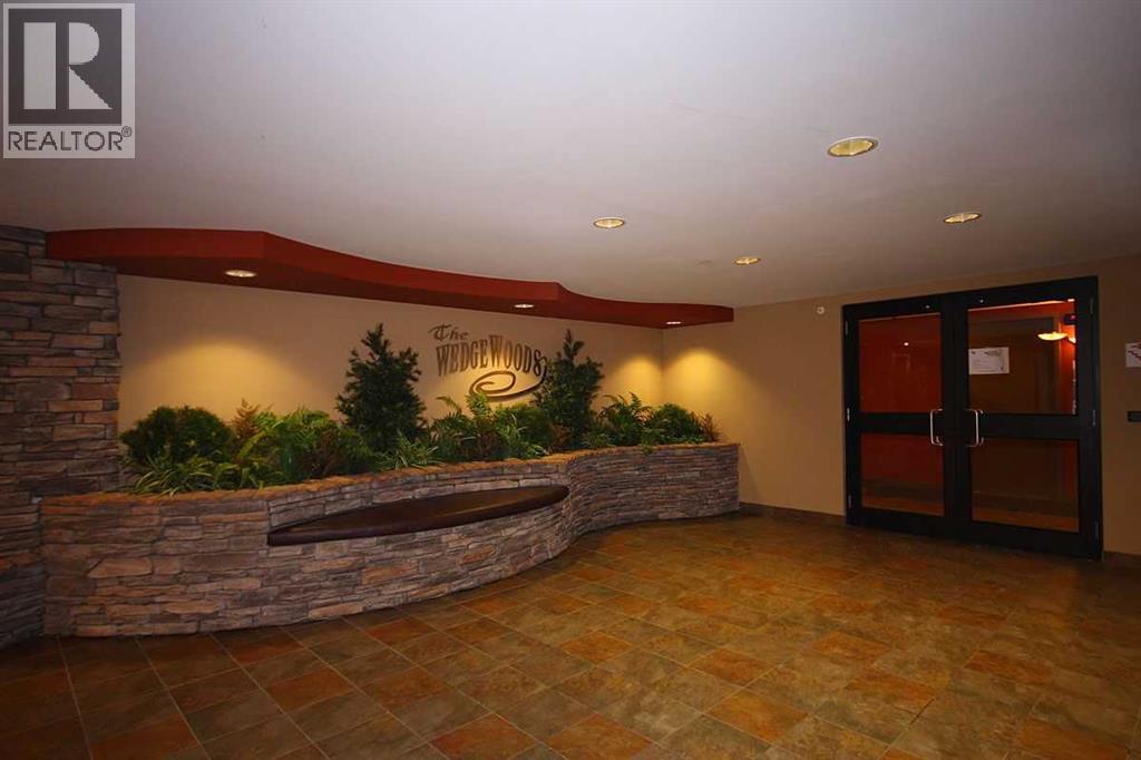 Single Family House for Sale in   Discovery Ridge Close SW Discovery Ridge Calgary 