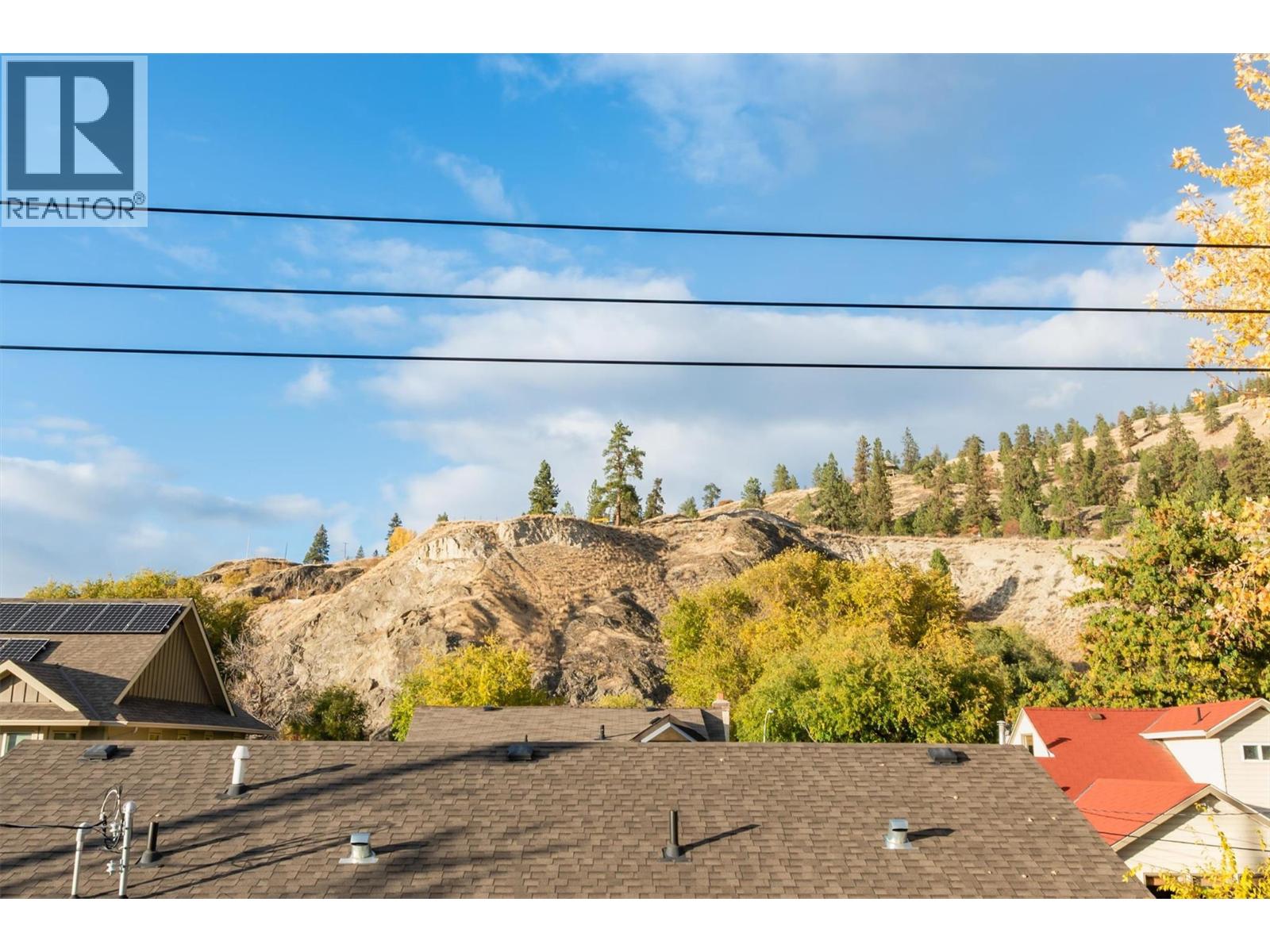  558-560 Cambridge Avenue, Kelowna