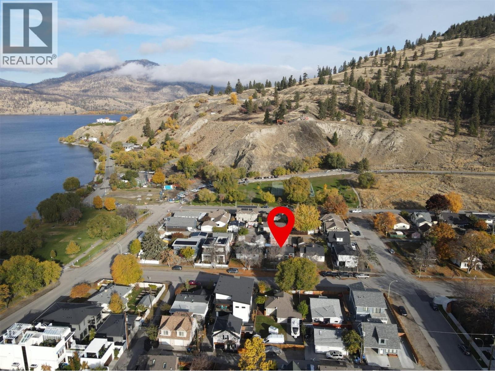  558-560 Cambridge Avenue, Kelowna