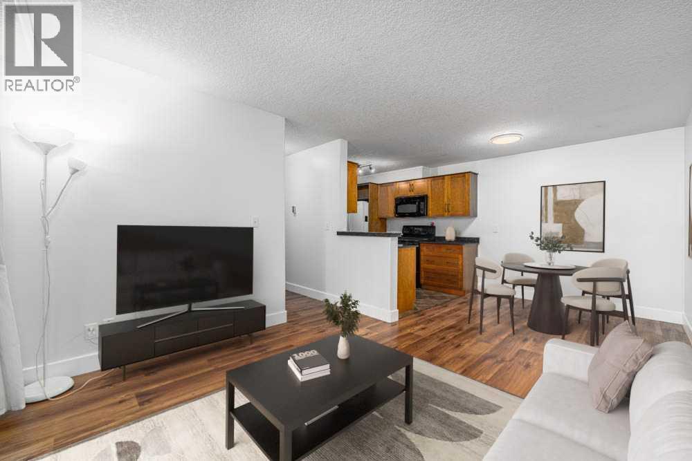 Single Family House for Sale in    Avenue NE Crescent Heights Calgary 