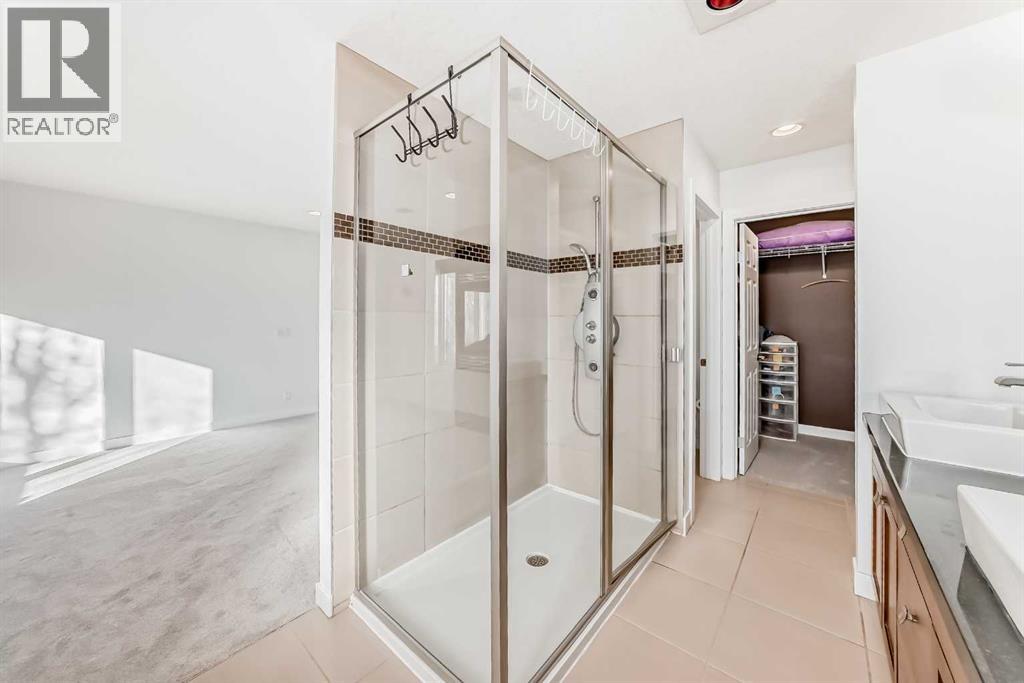 Single Family House for Sale in  Parkhill Street SW Parkhill Calgary 