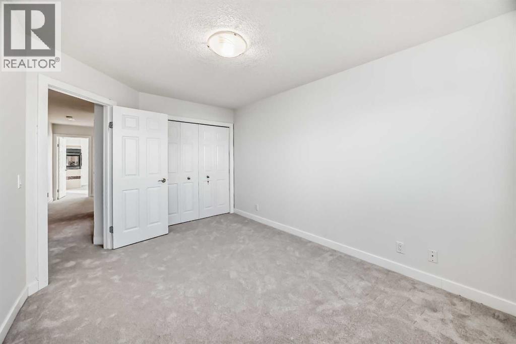 Single Family House for Sale in  Parkhill Street SW Parkhill Calgary 