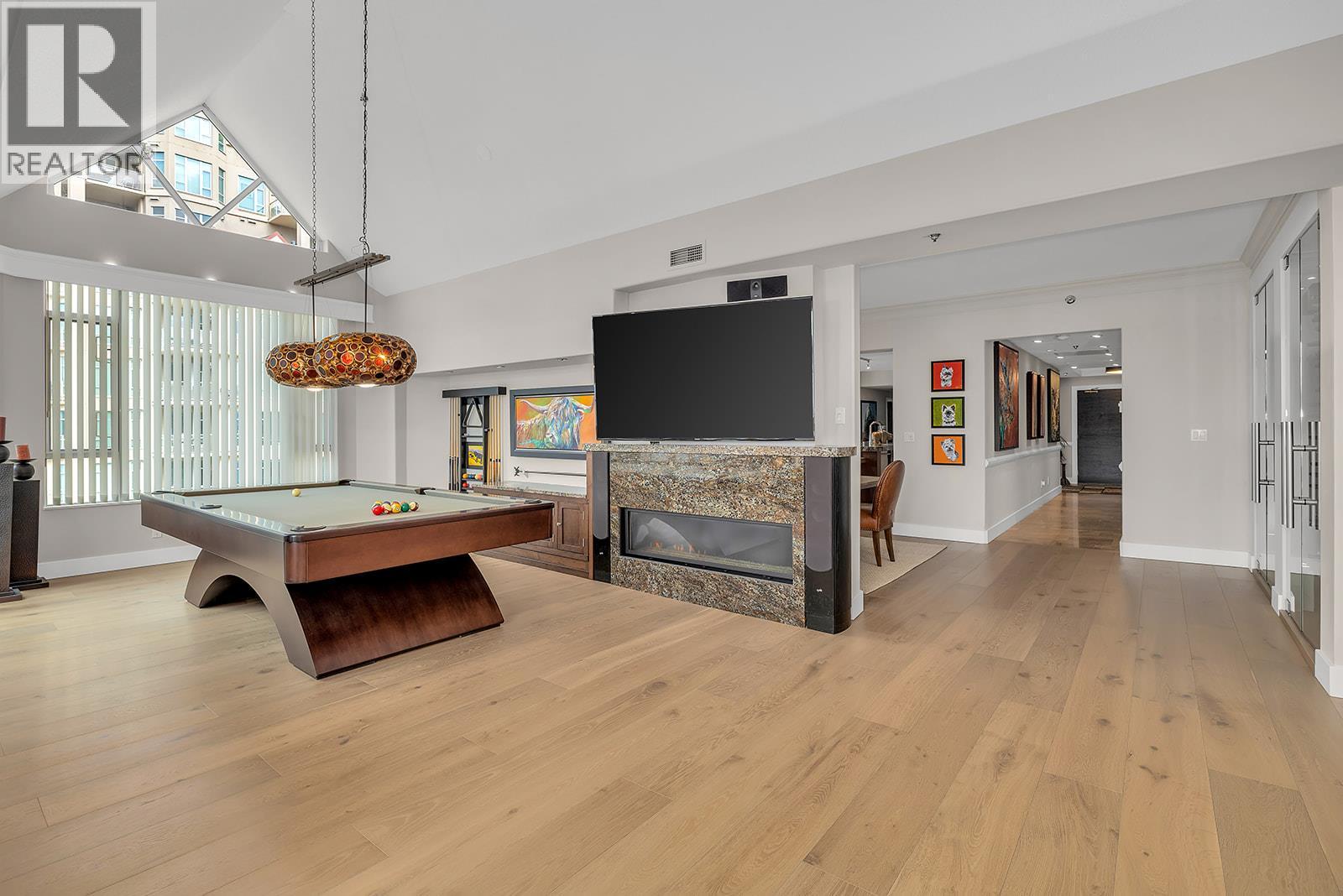 1702 1152 Sunset Drive, Kelowna