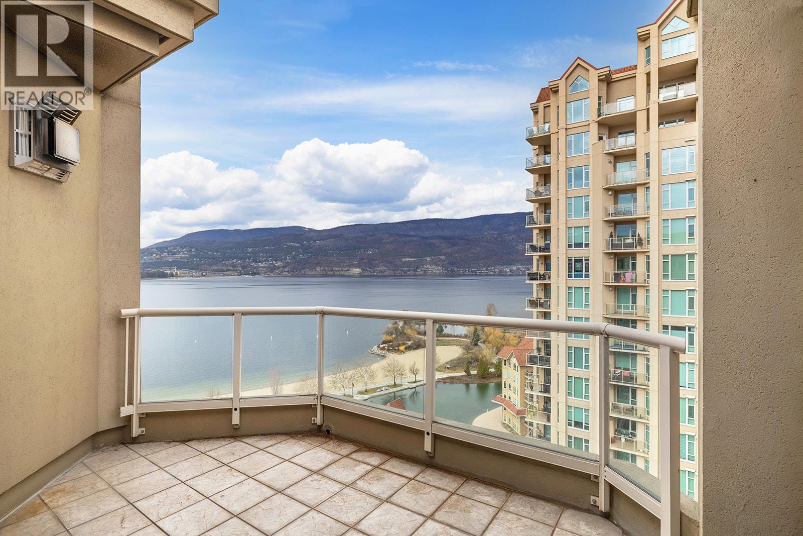 1702 1152 Sunset Drive, Kelowna