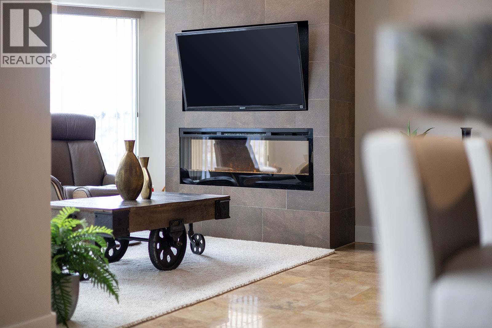 1702 1152 Sunset Drive, Kelowna