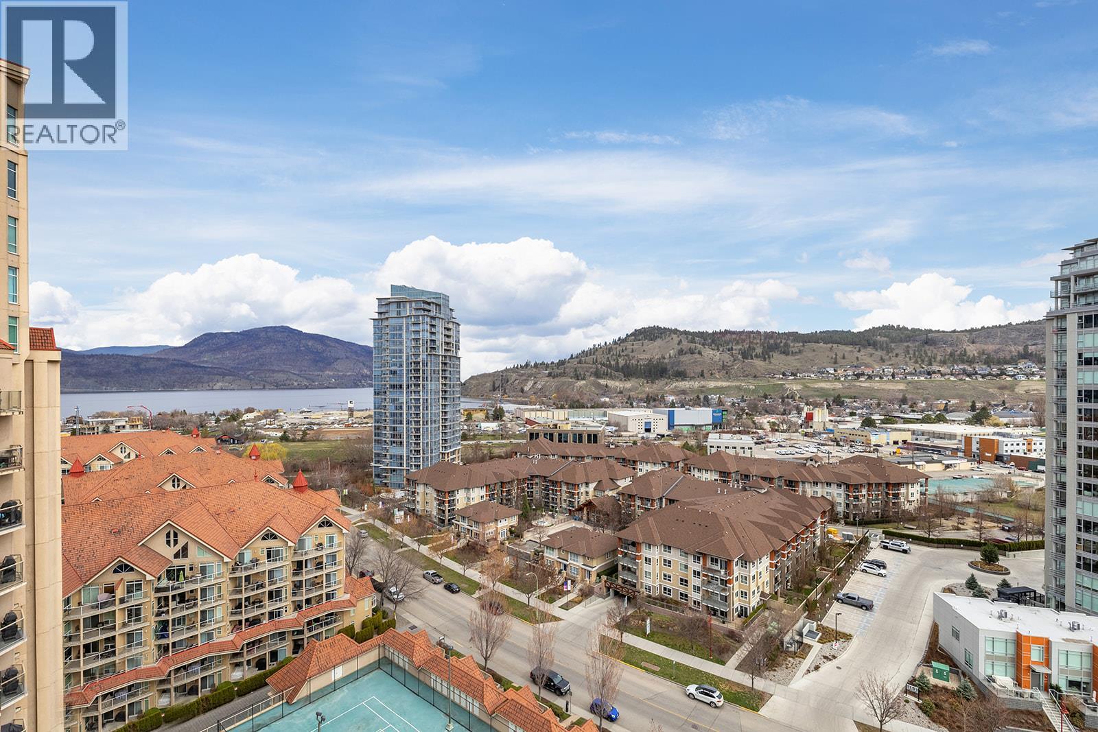 1702 1152 Sunset Drive, Kelowna