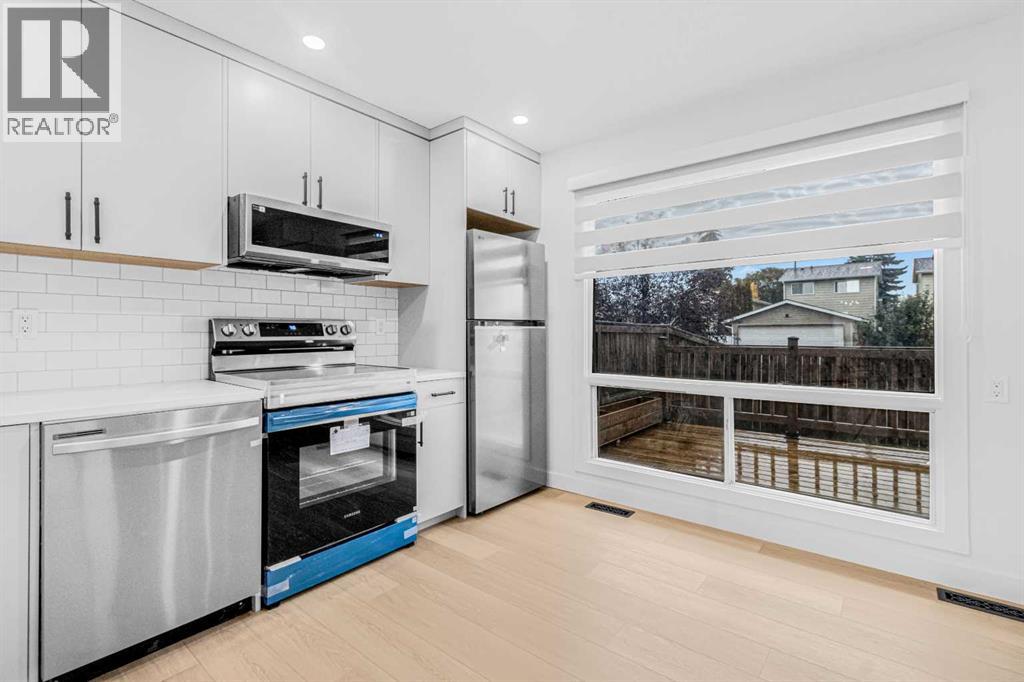 Single Family House for Sale in   Erin Grove Close SE Erin Woods Calgary 