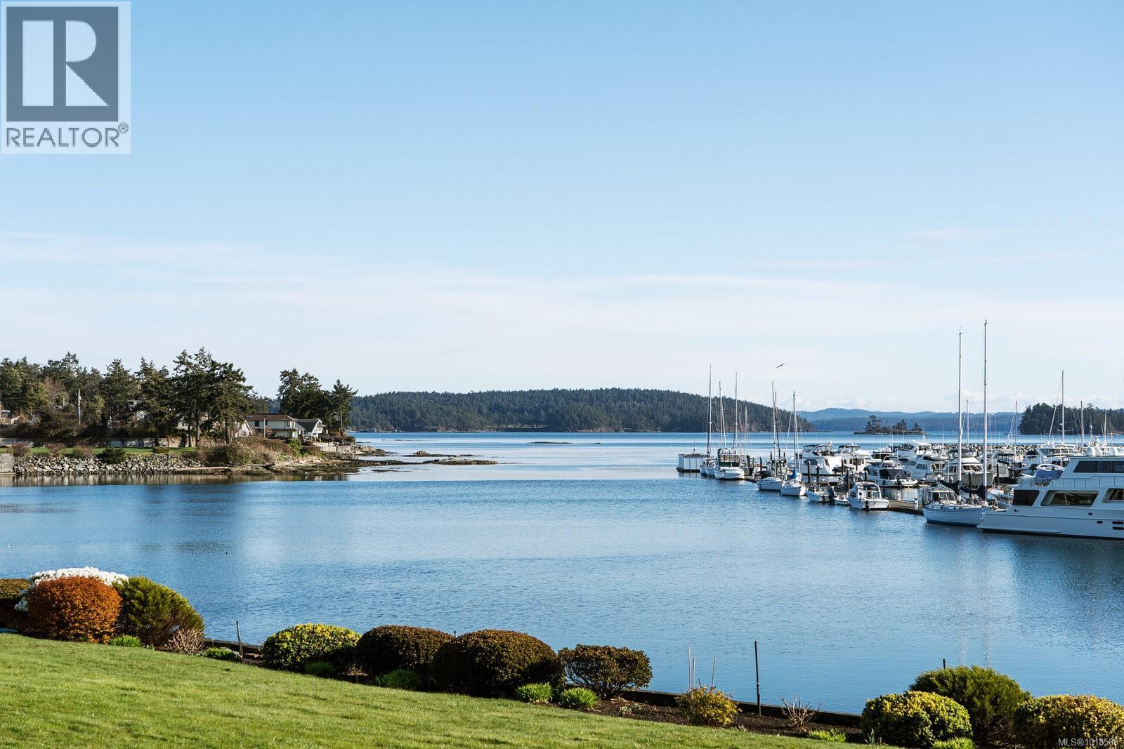 #204 2490 BEVAN AVE - 21