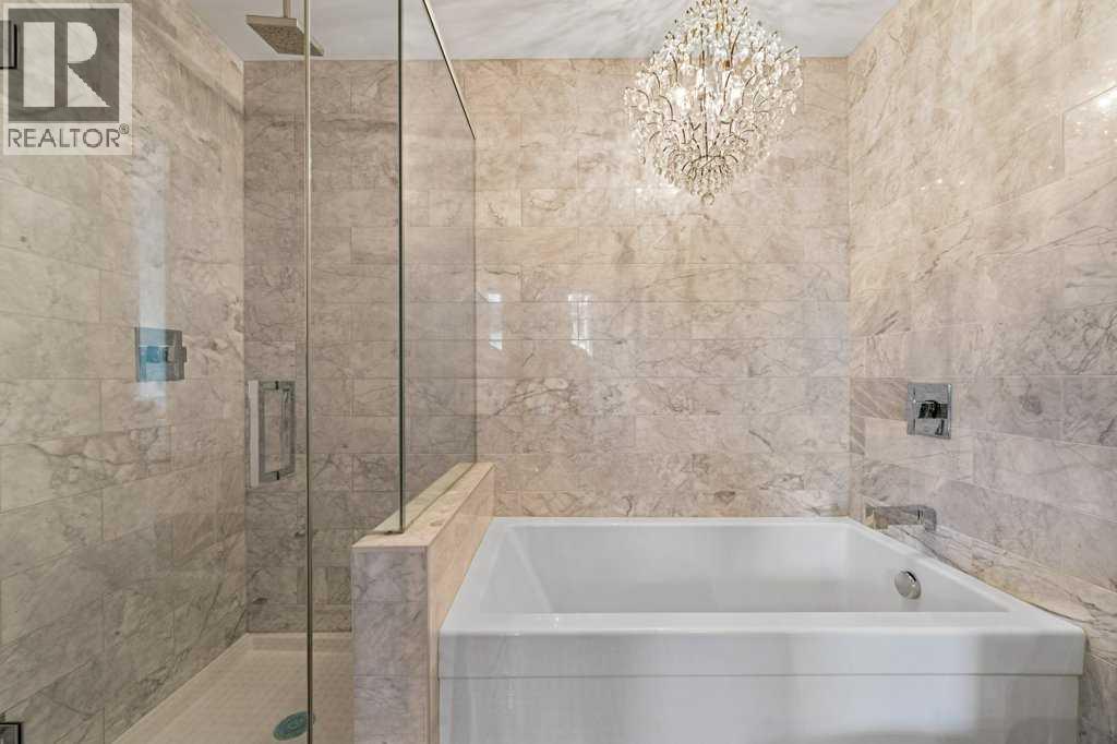 Single Family House for Sale in    Street NW West Hillhurst Calgary 