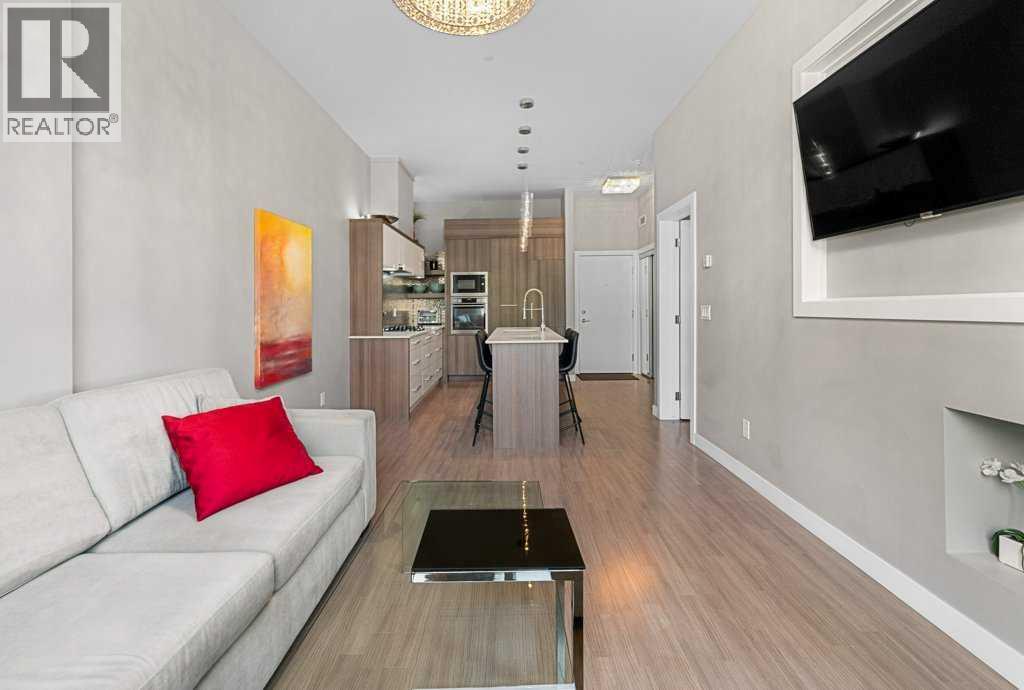 Single Family House for Sale in    Street NW West Hillhurst Calgary 