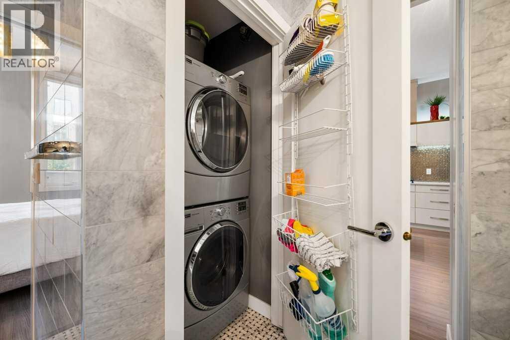 Single Family House for Sale in    Street NW West Hillhurst Calgary 