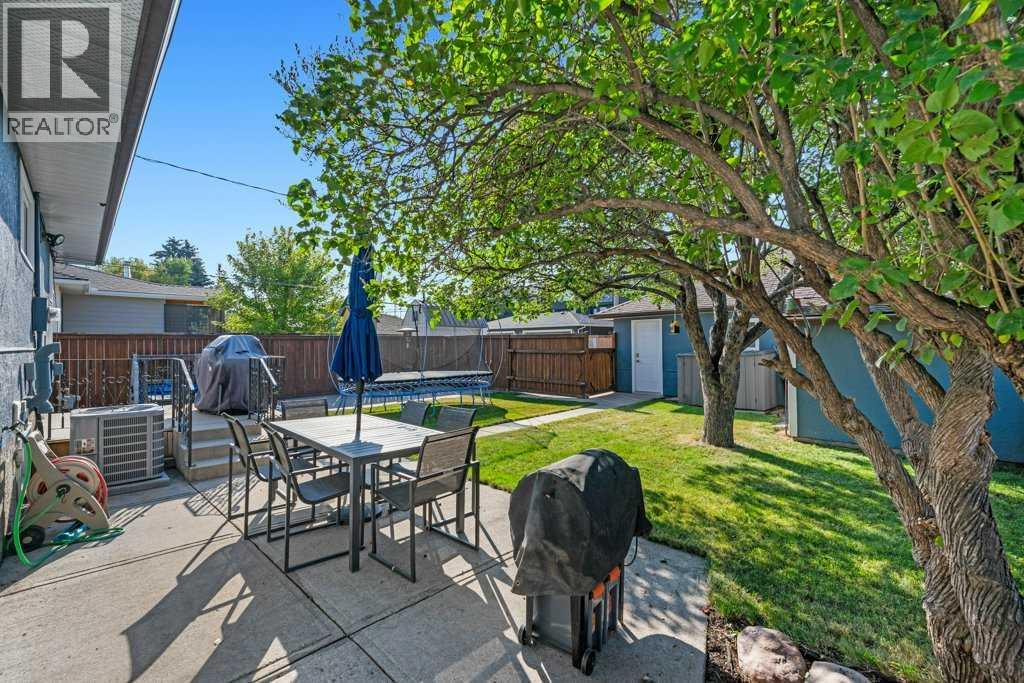 Single Family House Bungalow for Sale in   Avenue NE Renfrew Calgary 