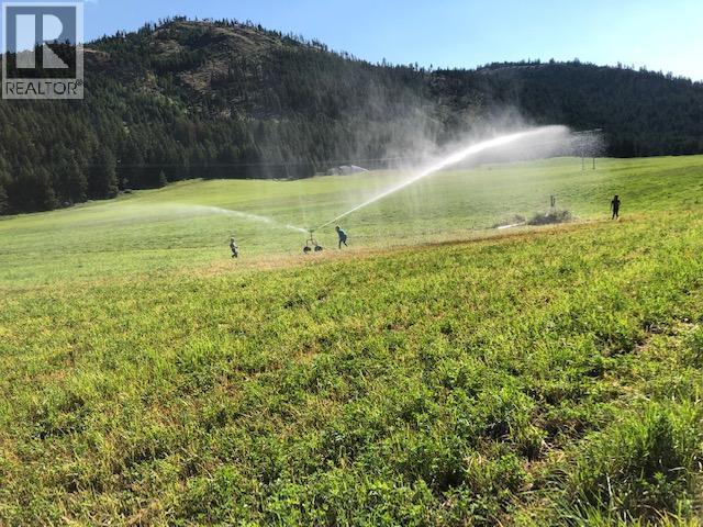  3352 3 Highway, Rock Creek