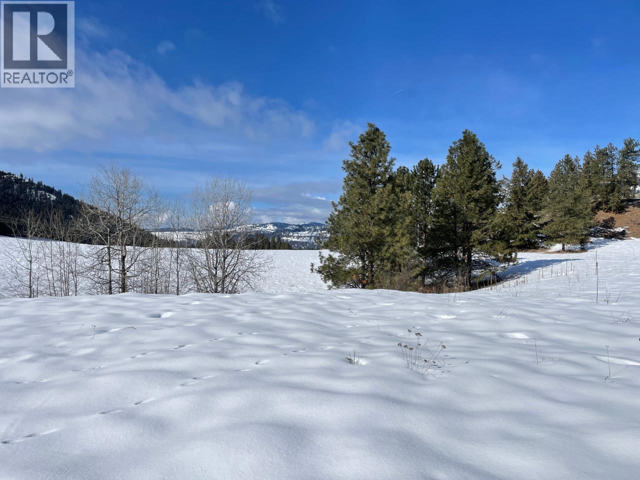  3352 3 Highway, Rock Creek