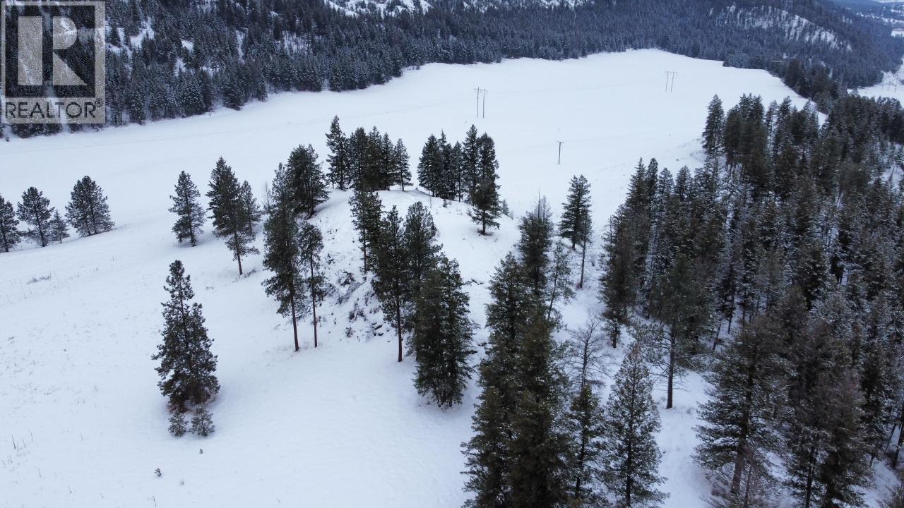  3352 3 Highway, Rock Creek