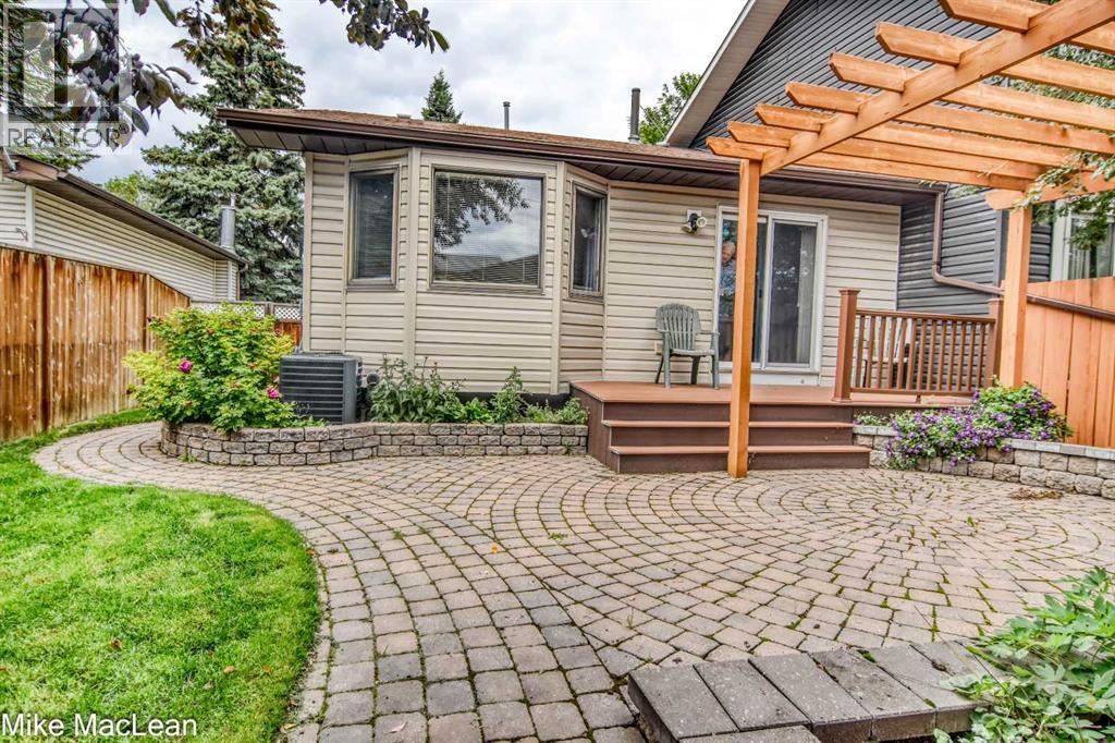 Single Family House Bungalow for Sale in  Whitehill Way NE Whitehorn Calgary 