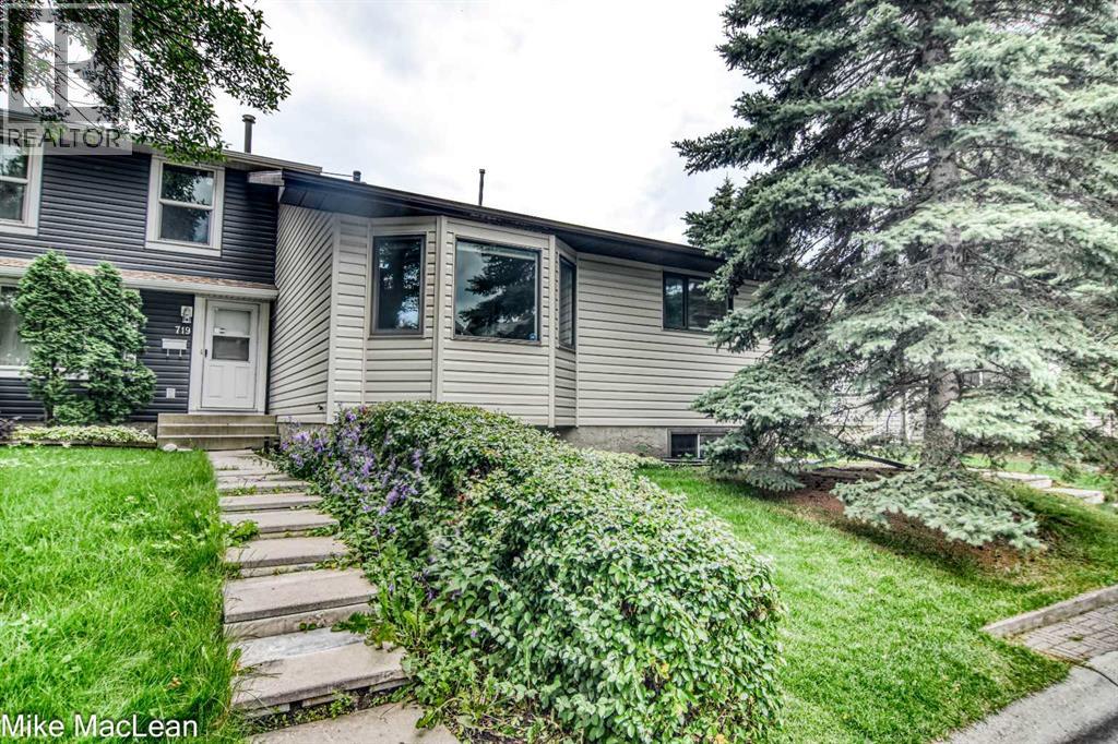 Single Family House Bungalow for Sale in  Whitehill Way NE Whitehorn Calgary 