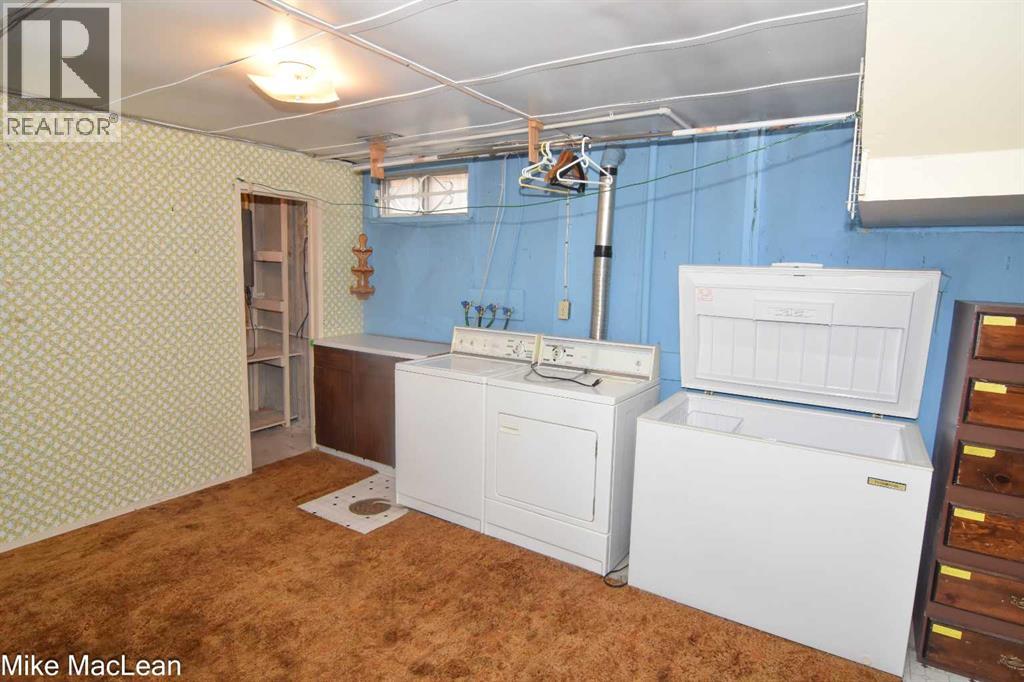 Single Family House Bungalow for Sale in  Whitehill Way NE Whitehorn Calgary 