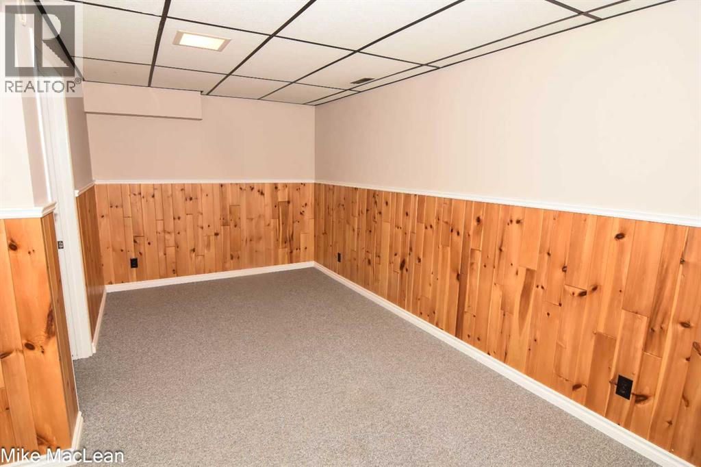 Single Family House Bungalow for Sale in  Whitehill Way NE Whitehorn Calgary 