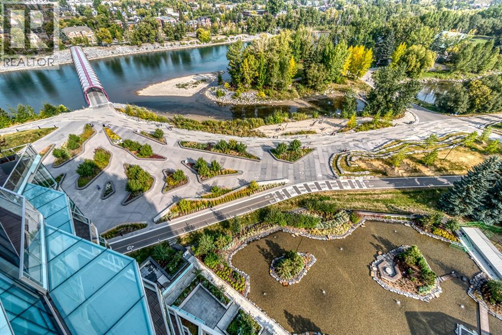 Single Family House High rise for Sale in    Avenue SW Eau Claire Calgary 