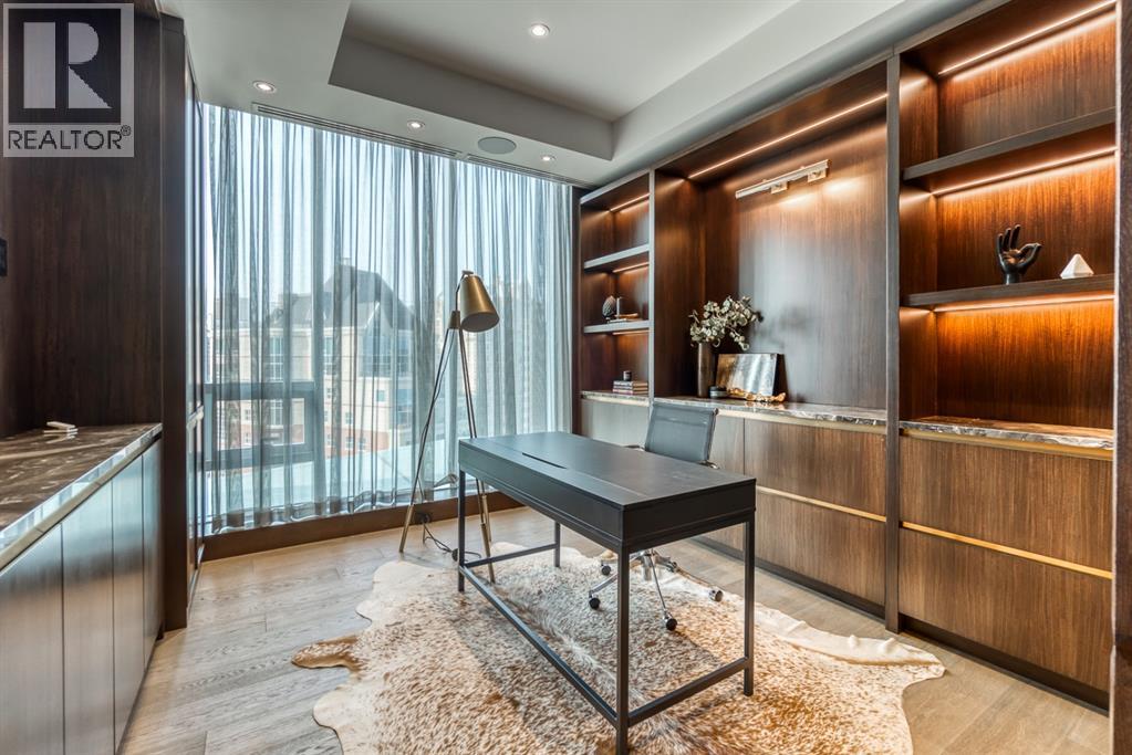 Single Family House High rise for Sale in    Avenue SW Eau Claire Calgary 