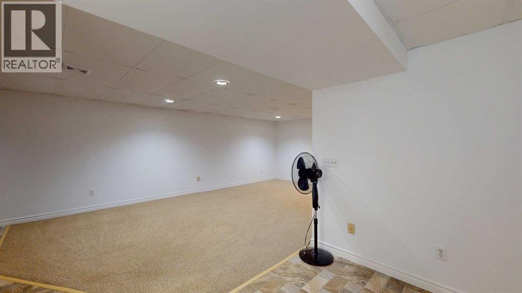 121 Beale Crescent, Fort McMurray