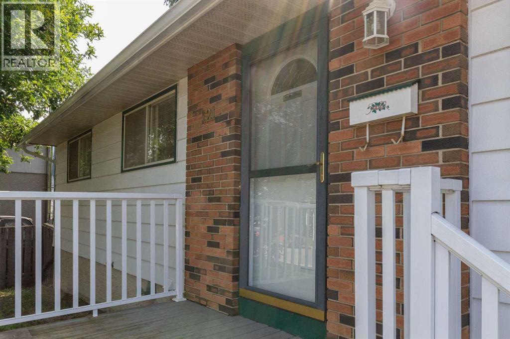 121 Beale Crescent, Fort McMurray