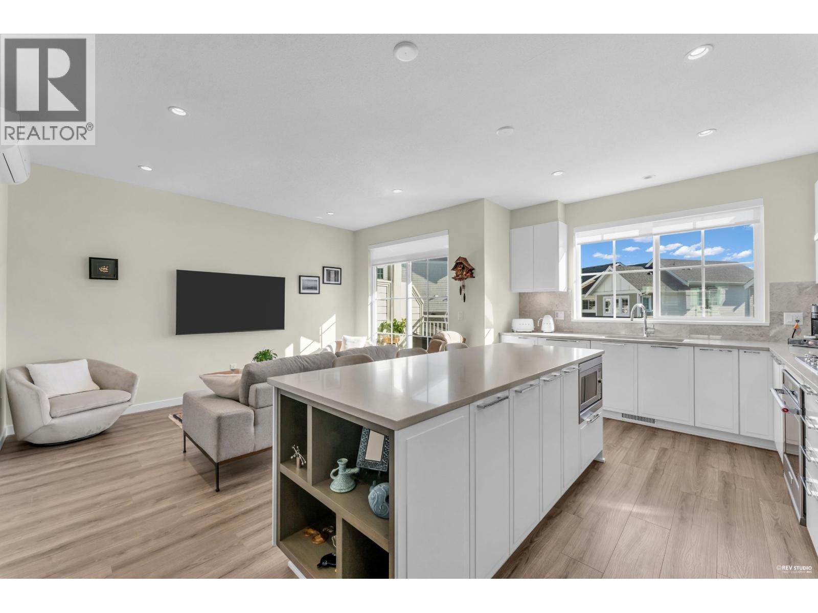 #71-5311 ADMIRAL Way, Delta