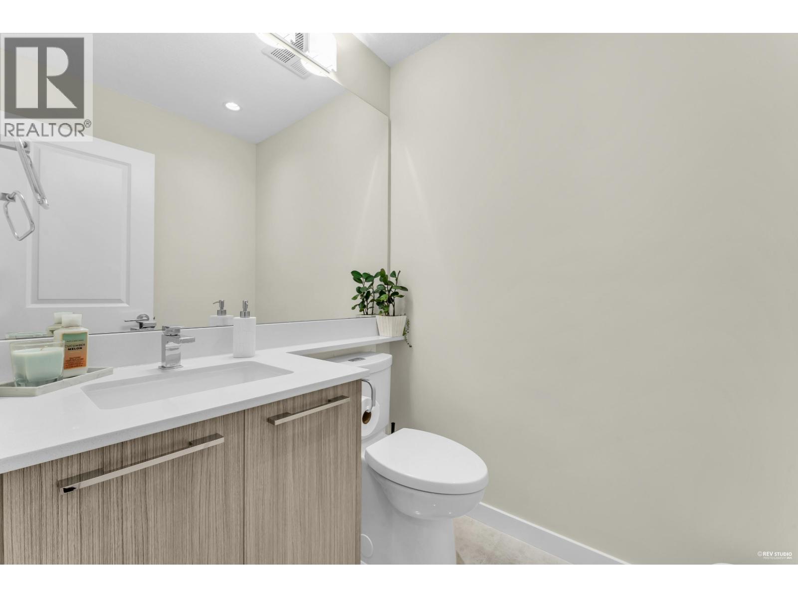 #71-5311 ADMIRAL Way, Delta