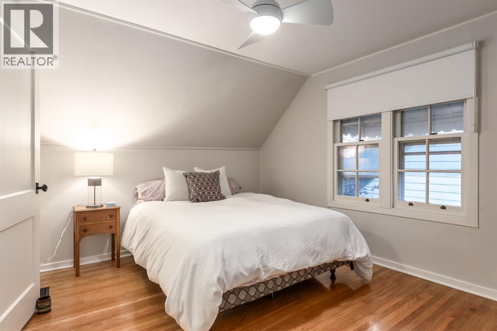 Single Family House for Sale in   Avenue NW Mount Pleasant Calgary 