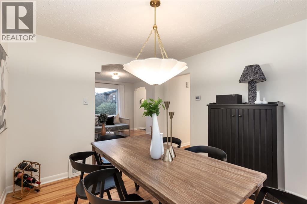 Single Family House for Sale in   Avenue NW Mount Pleasant Calgary 