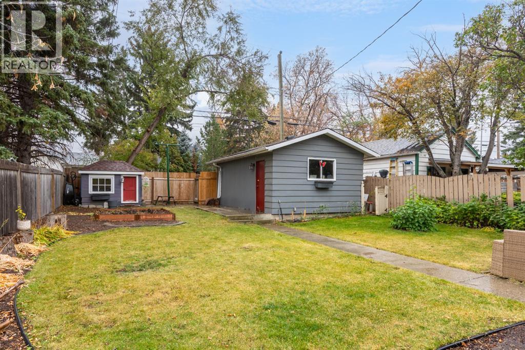 Single Family House for Sale in   Avenue NW Mount Pleasant Calgary 