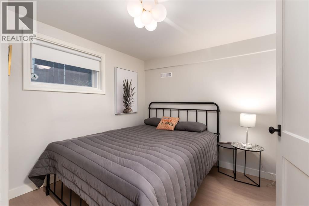 Single Family House for Sale in   Avenue NW Mount Pleasant Calgary 