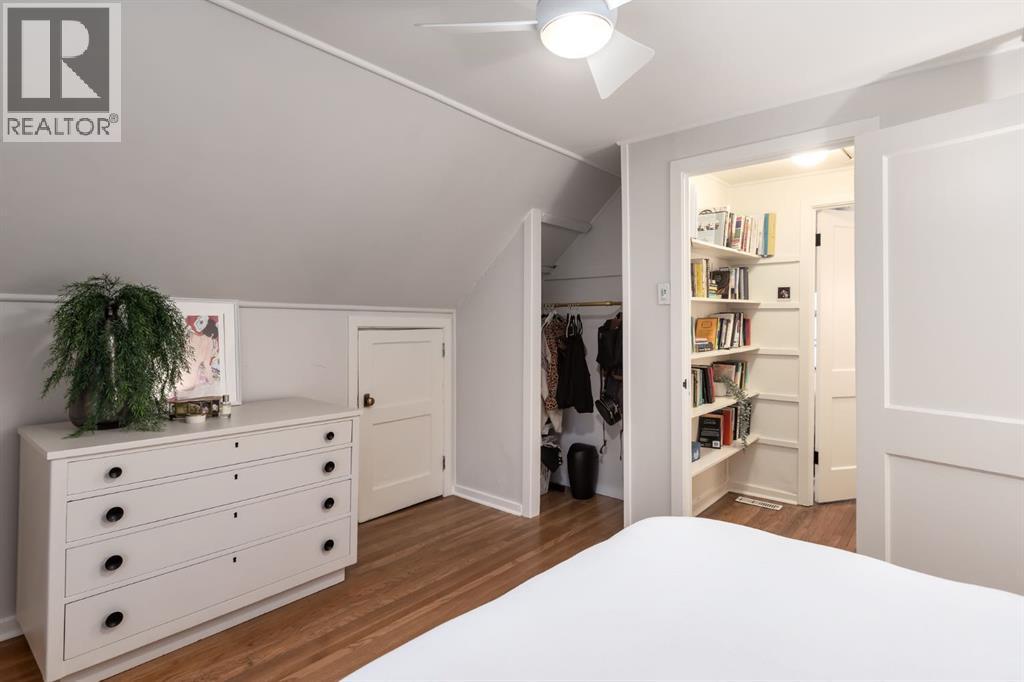 Single Family House for Sale in   Avenue NW Mount Pleasant Calgary 