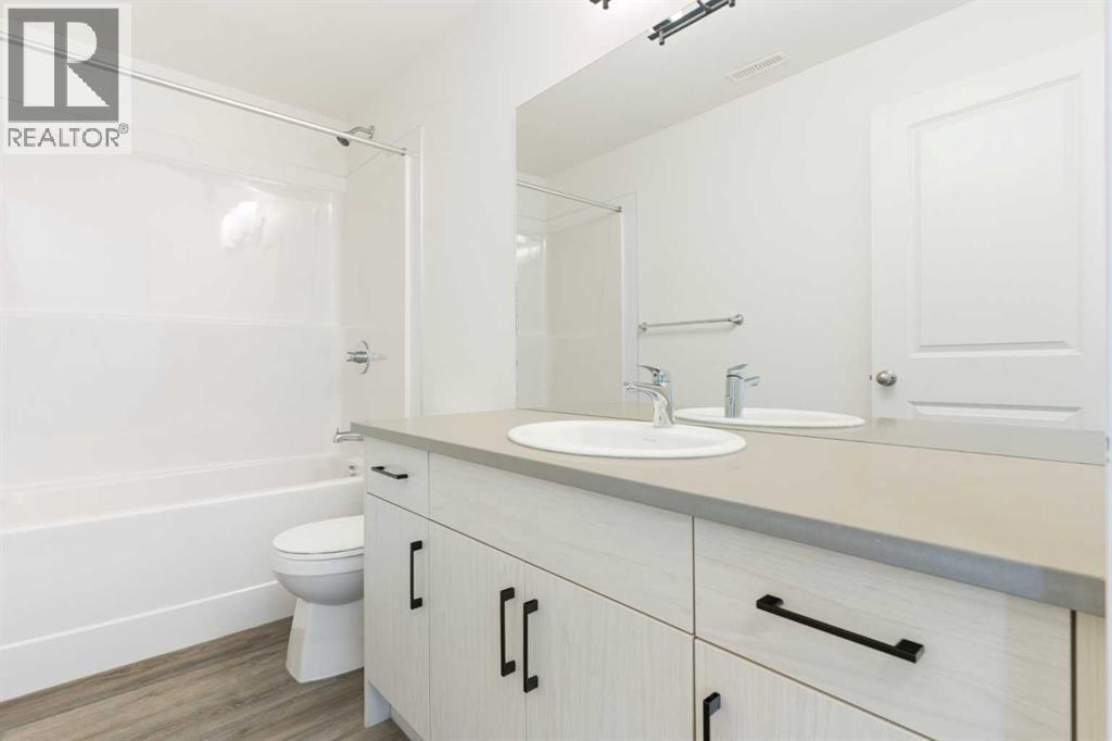 24 Rivercrest Drive, Cochrane