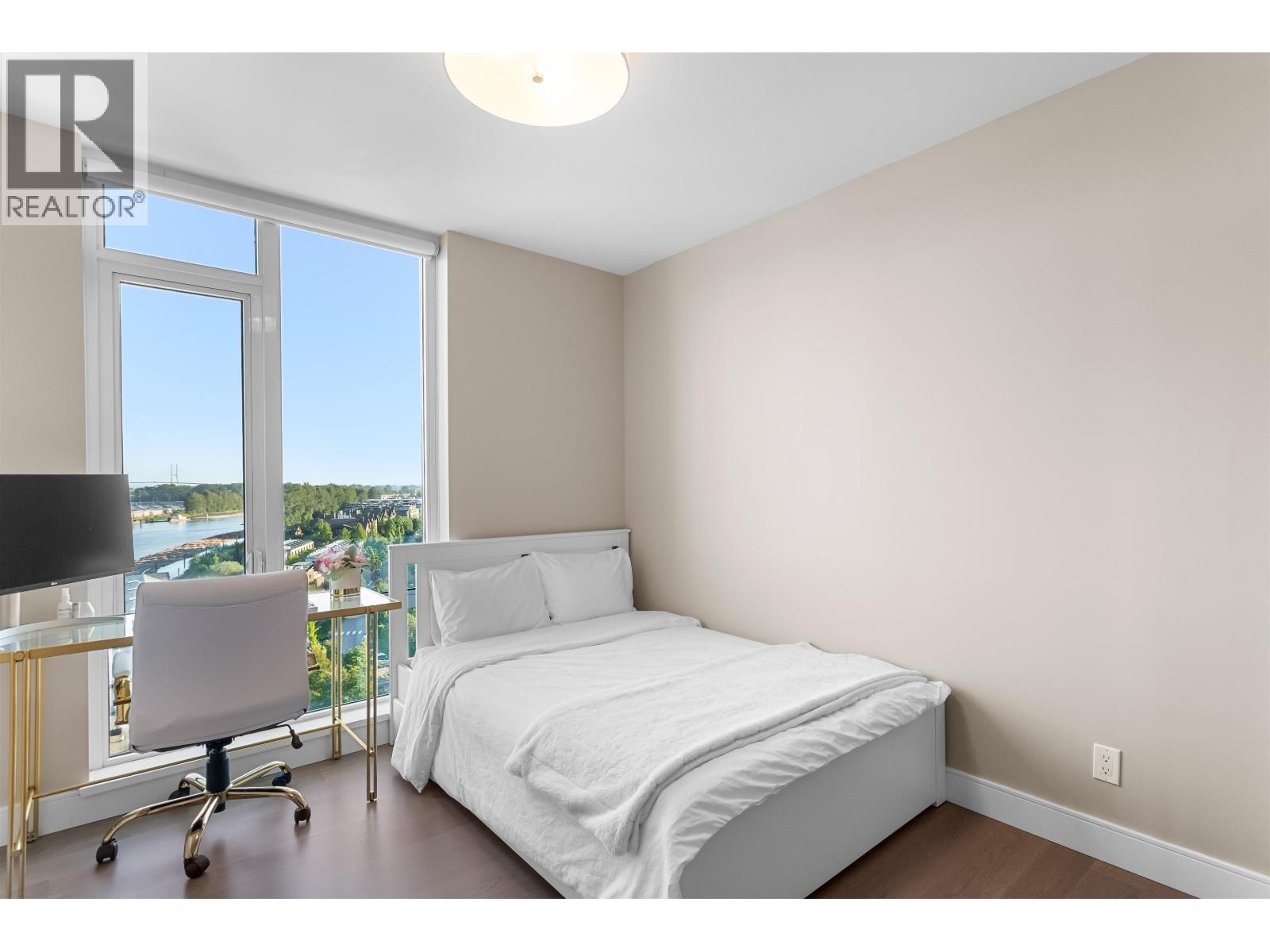 1208 210 SALTER STREET, New Westminster