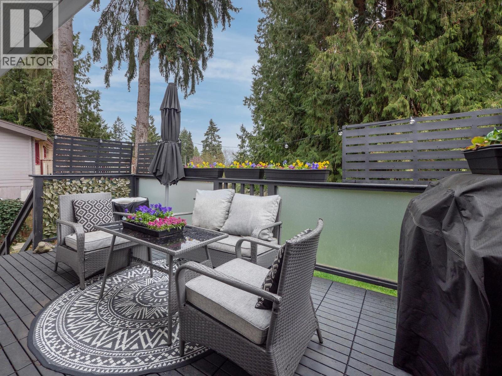 617 GOWER POINT ROAD, Gibsons