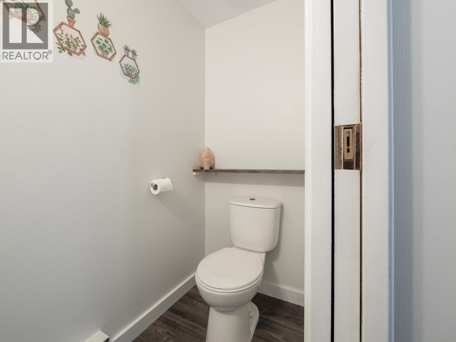 1 765 SCHOOL ROAD, Gibsons